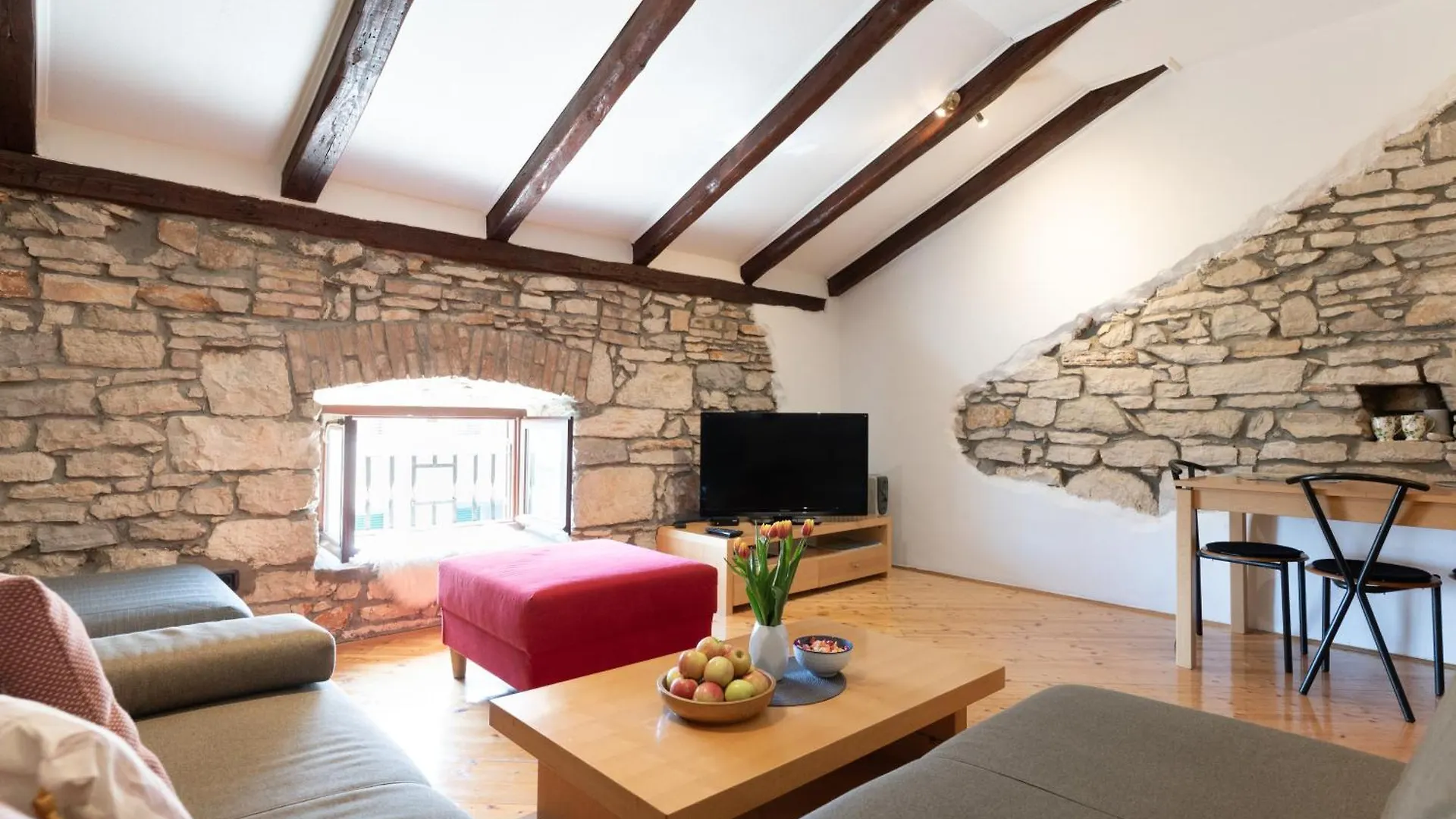 Apartament App With Arena Amphitheatre Arena Nearby Pula